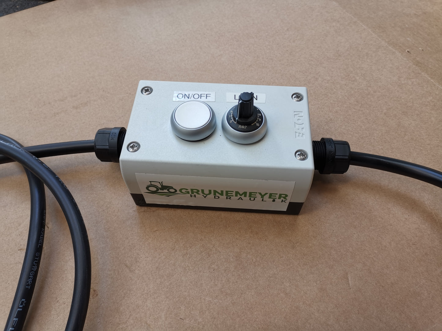Elektrisch proportionales 3-Wege Stromregelventil mit Steuerung