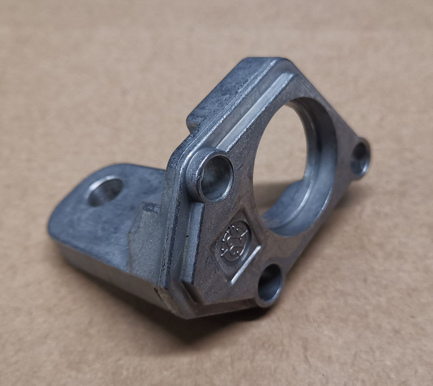 Bosch SB23 OC Lagerbock für Betätigungshebel
