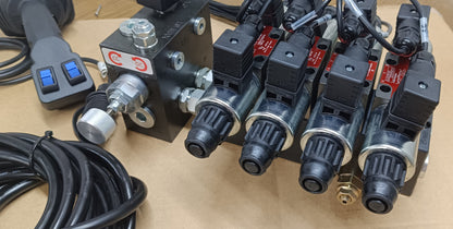 Blocco valvole 4 vie elettrico proporzionale con joystick