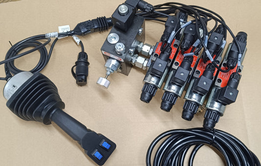 Blocco valvole 4 vie elettrico proporzionale con joystick