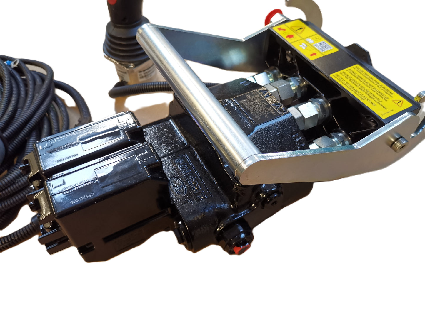 Frontladerklep Walvoil elektrisch proportioneel met FASTER koppeling