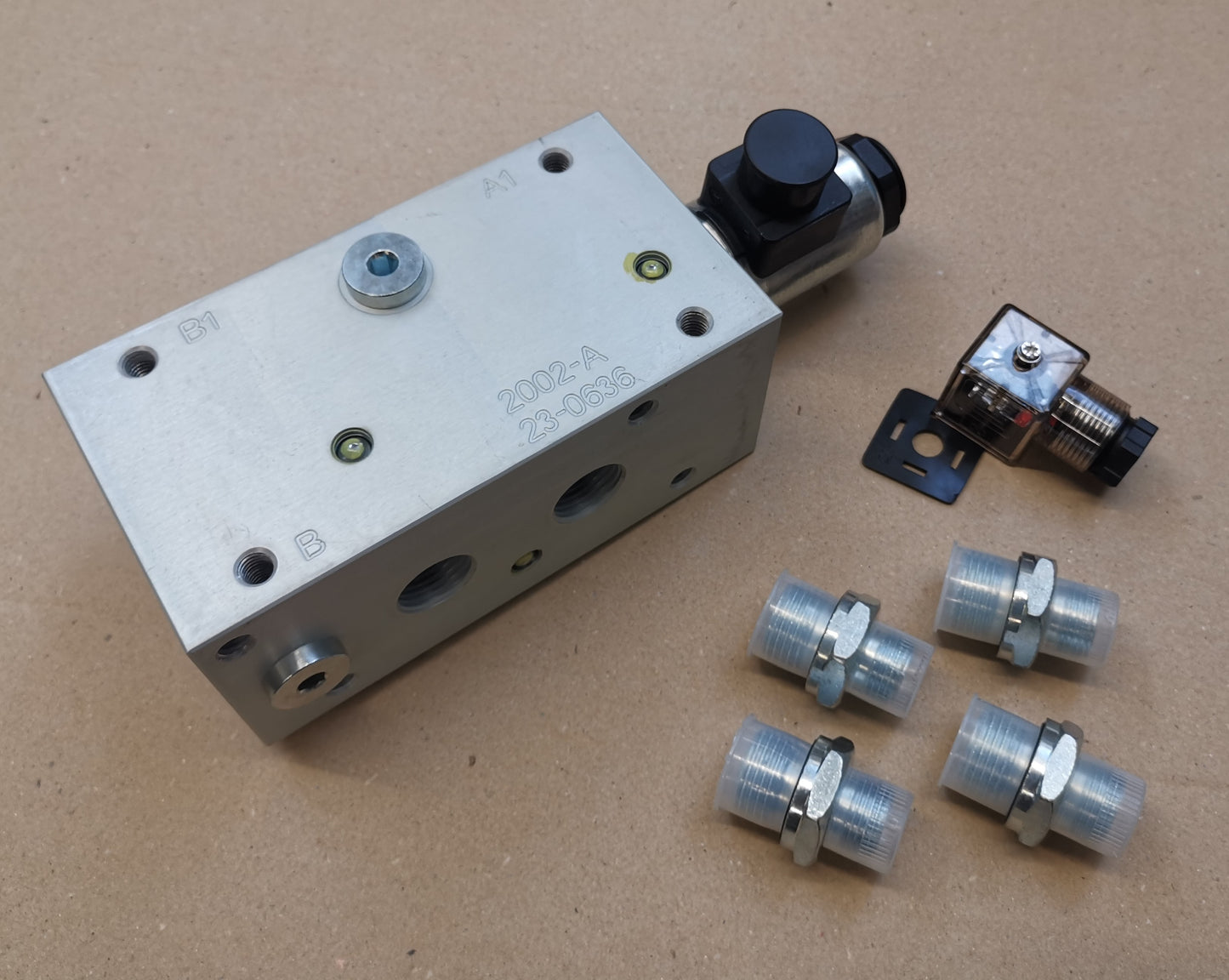 Valvola a corsa rapida / Svuotamento rapido elettrico 12/24V